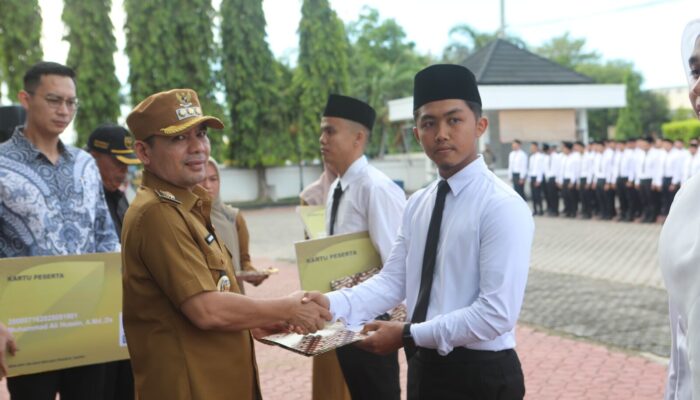Serahkan SK 235 CPNS Formasi 2024, Wali Kota Lhokseumawe Tekankan Adaptasi dan Profesionalime ASN
