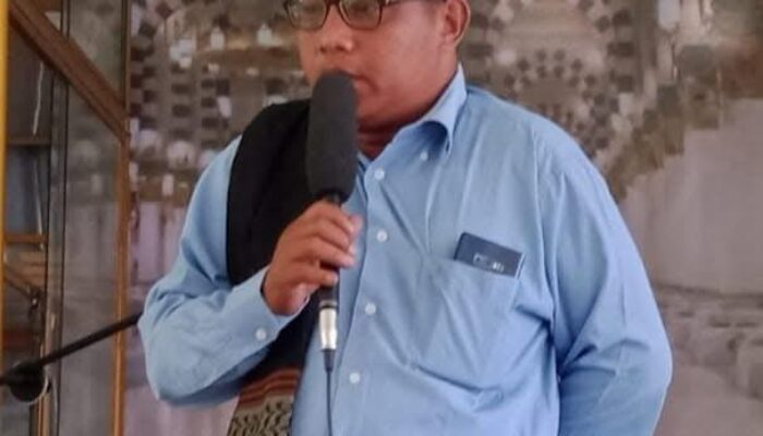 Ketua Sirul Mudtadin Pidie Isi Khutbah Jumat dan Zikir Bersama Warga Aceh di Batam