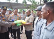 Kapolres Lhokseumawe Bantu Mantan Kombatan dan Korban Konflik di Bangka Jaya