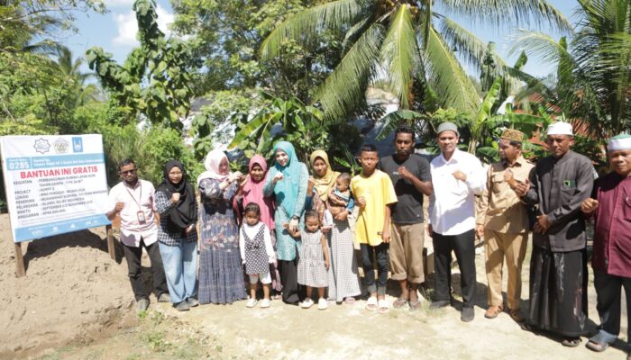 Ny. Yulinda Sayuti Letakkan Batu Pertama Pembangunan Rumah HORPF 3