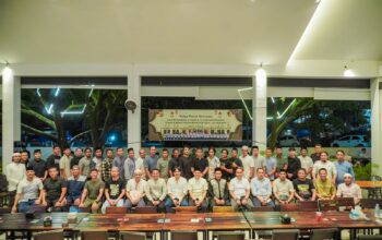 Satreskrim Polres Lhokseumawe Muliakan Puluhan Anak Yatim di Meja Berbuka