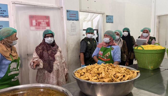 Pastikan Kualitas dan Keamanan Pangan, Dinkes Lhokseumawe Sidak SPPG Dini Hari
